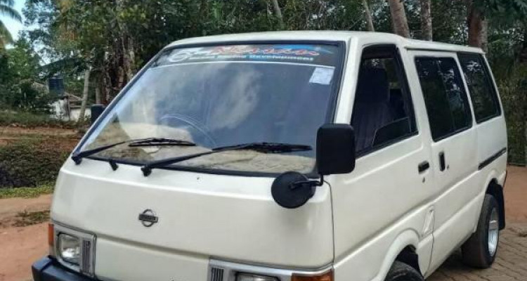 NISSAN VANETTE 1987