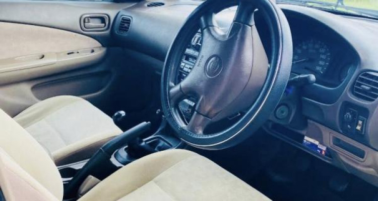NISSAN SUNNY FB15 2001