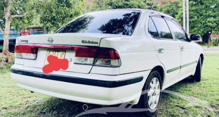 NISSAN SUNNY FB15 2001