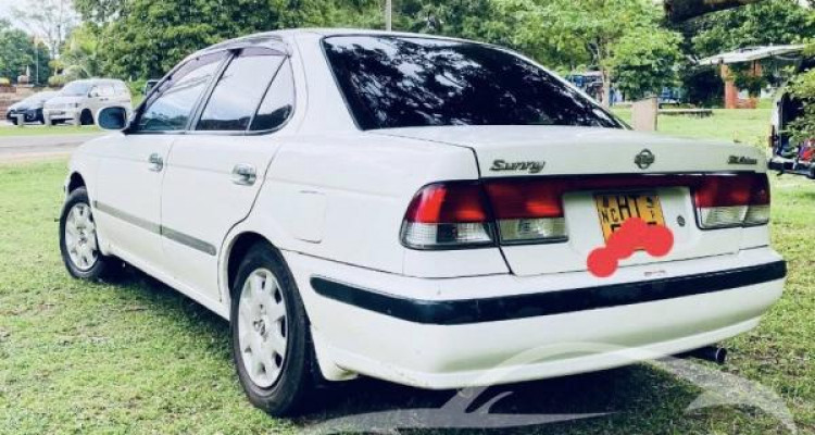 NISSAN SUNNY FB15 2001