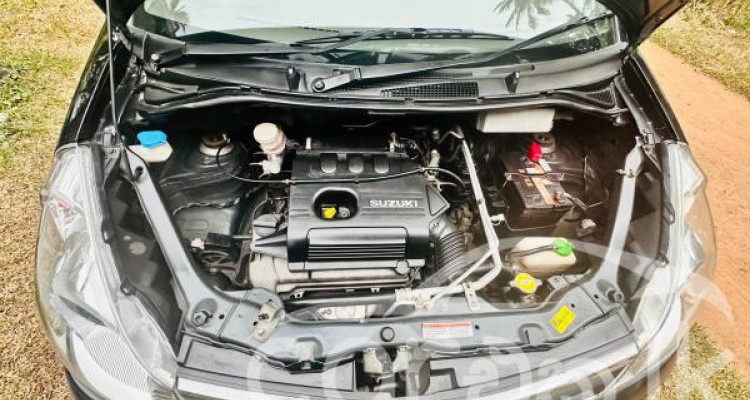 SUZUKI ESTILO 2011