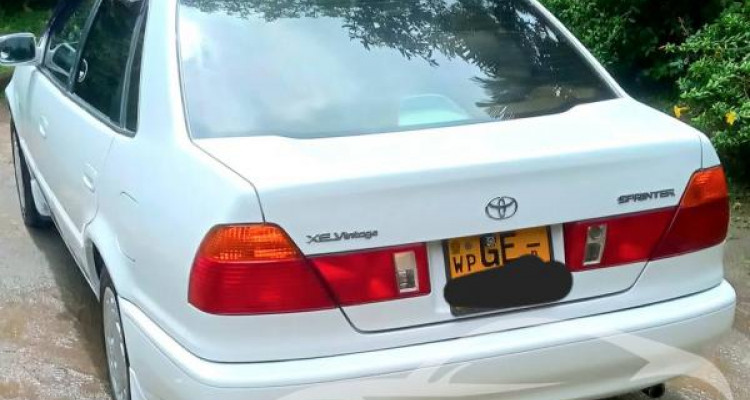 TOYOTA COROLLA 110 1998