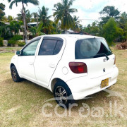 TOYOTA VITZ 2003