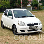 TOYOTA VITZ 2003