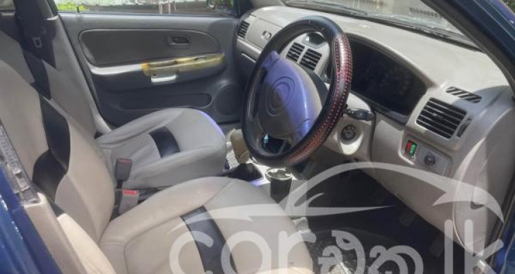 KIA RIO 2002