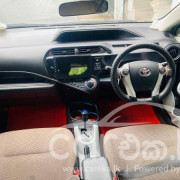 TOYOTA AQUA 2012