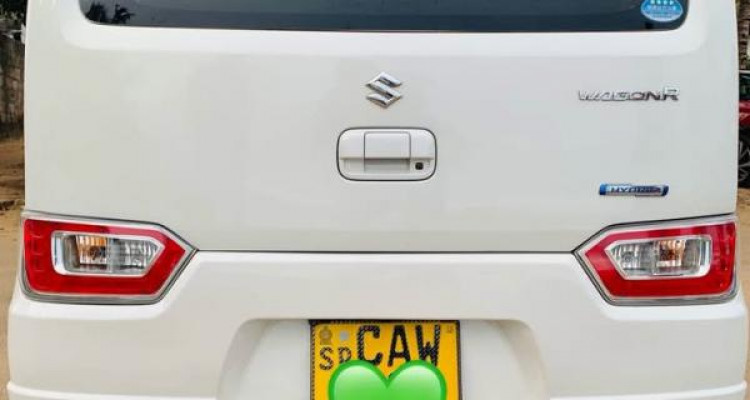 SUZUKI WAGON R 2017