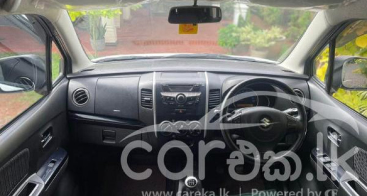 SUZUKI WAGON R STINGRAY 2015