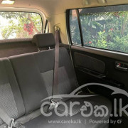 SUZUKI WAGON R STINGRAY 2015