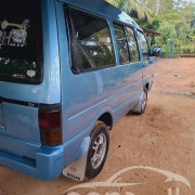 NISSAN VANETTE 1986