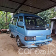 NISSAN VANETTE 1986