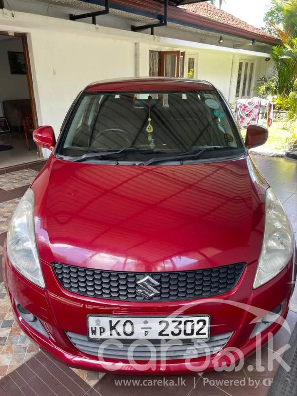 SUZUKI SWIFT 2011
