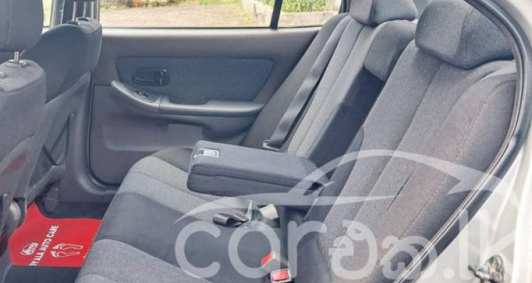 HYUNDAI ELANTRA 2001