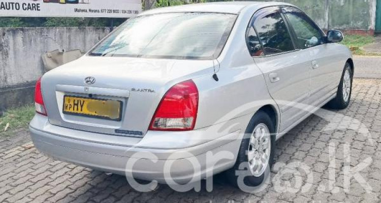 HYUNDAI ELANTRA 2001