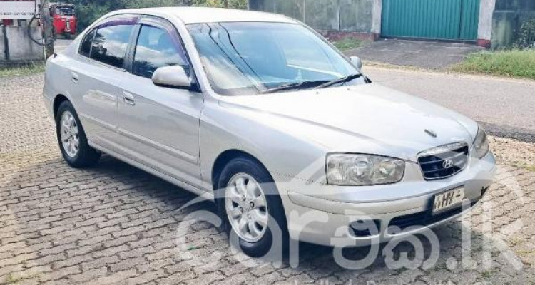 HYUNDAI ELANTRA 2001