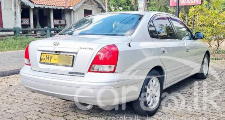 HYUNDAI ELANTRA 2001