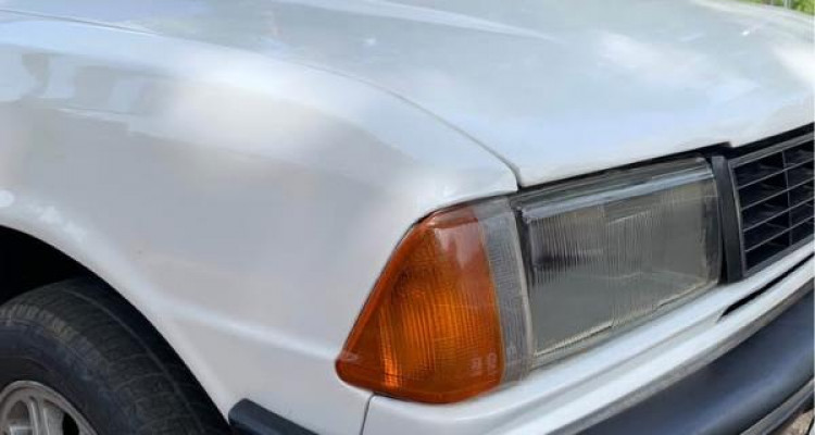 PEUGEOT 305 1987