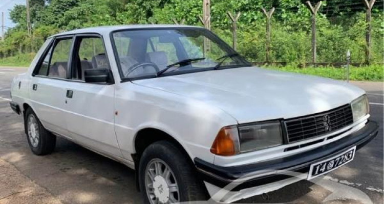 PEUGEOT 305 1987