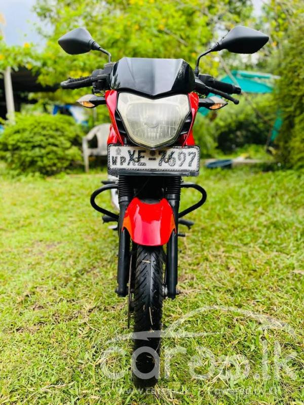 BAJAJ PULSAR 2012