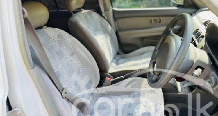NISSAN MARCH K11 2002