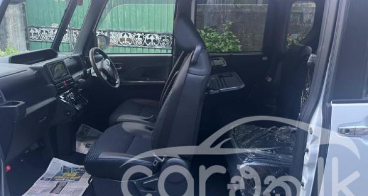 DAIHATSU TANTO 2023