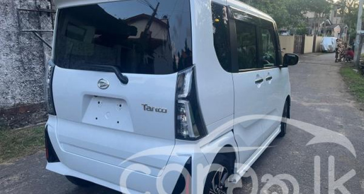 DAIHATSU TANTO 2023