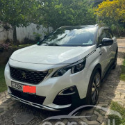 PEUGEOT 5008 2019