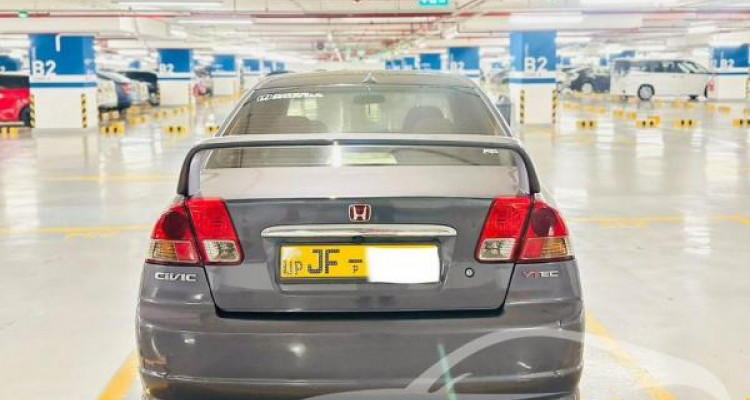 HONDA CIVIC ES8 2004