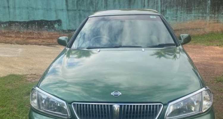NISSAN SUNNY 2000