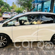 HONDA FIT GP1 2011
