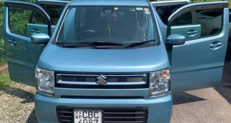 SUZUKI WAGON R FX 2018
