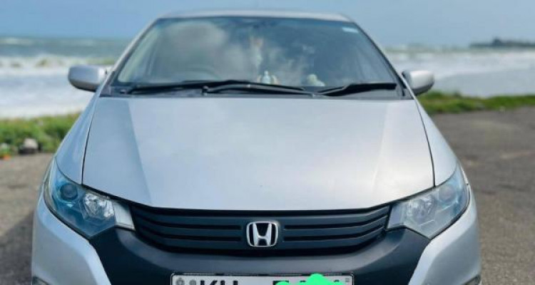 HONDA INSIGHT 2011