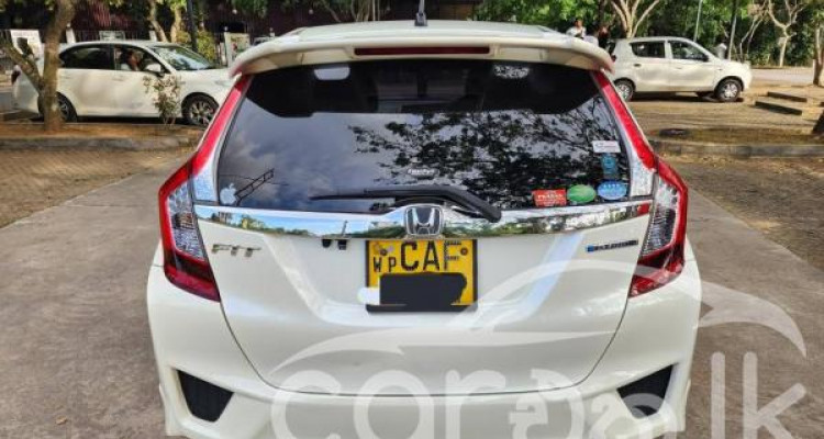 HONDA FIT GP5 2014