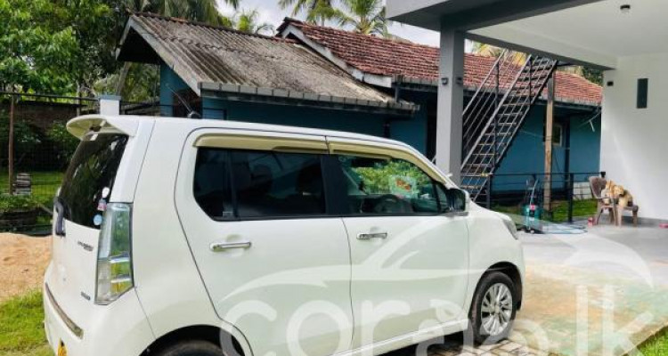 SUZUKI WAGON R STINGRAY 2015