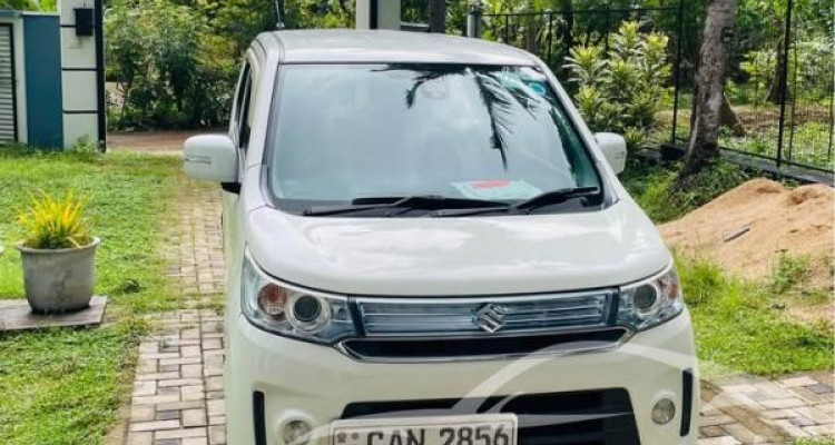 SUZUKI WAGON R STINGRAY 2015