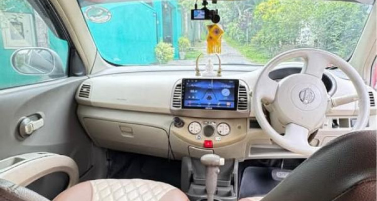 NISSAN MARCH 2003