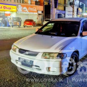 MAZDA FAMILIA 1997