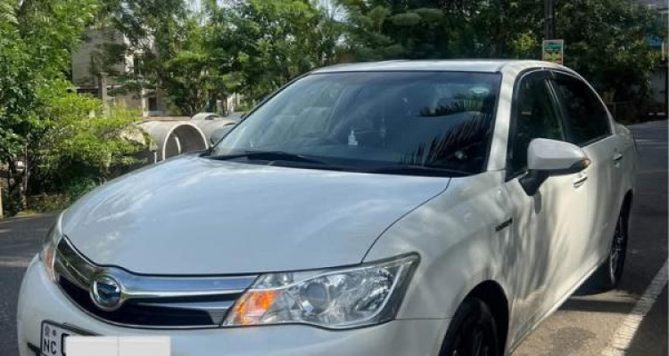 TOYOTA COROLLA AXIO 2014