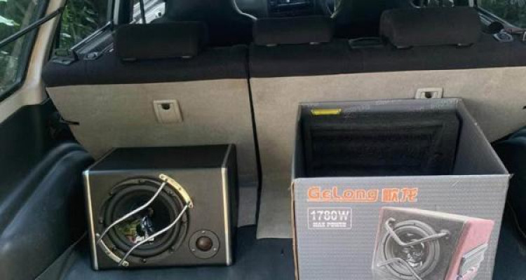 TOYOTA COROLLA 2000