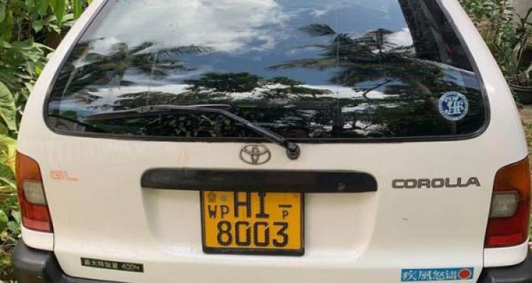 TOYOTA COROLLA 2000