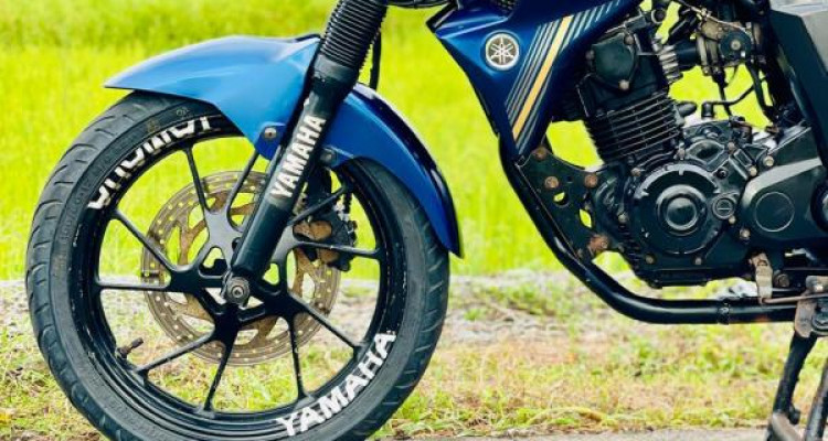 YAMAHA FZ 2019