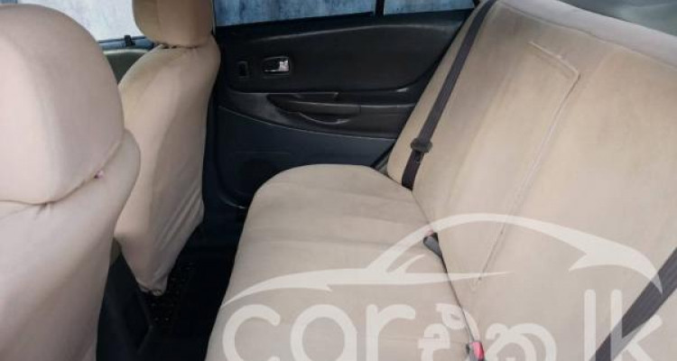 FORD LASER 2000