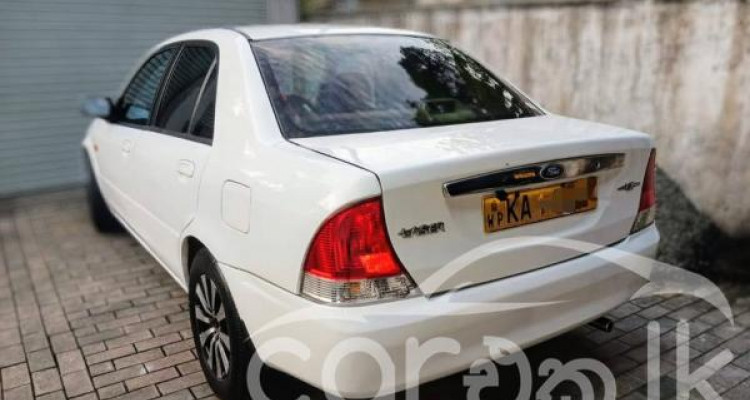 FORD LASER 2000