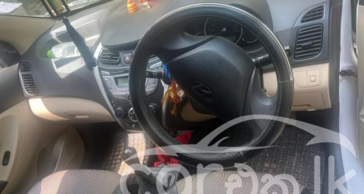 HYUNDAI EON 2015