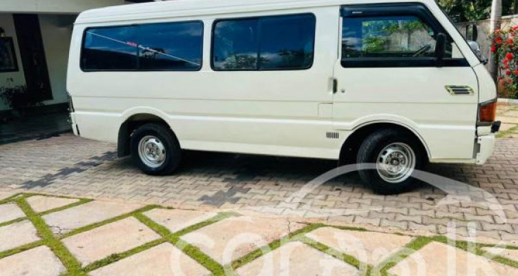 MAZDA BROWNY 1992