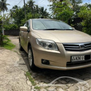 TOYOTA AXIO 2010