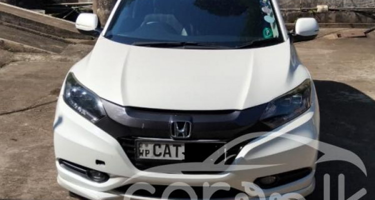 HONDA VEZEL 2016