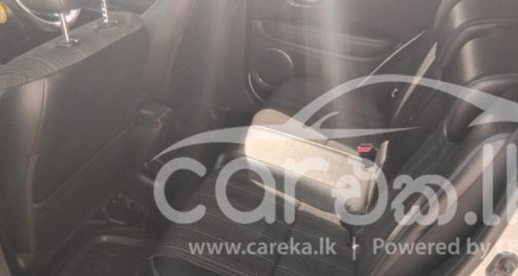 HONDA VEZEL 2016