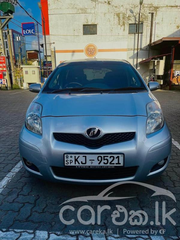 TOYOTA VITZ 2007