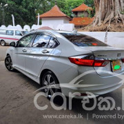 HONDA GRACE 2017